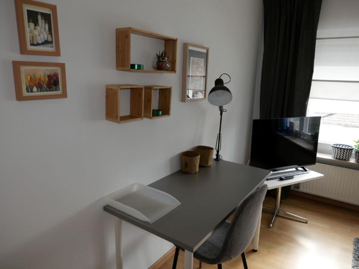 Ferienwohnung Blumengarten Marburg エクステリア 写真